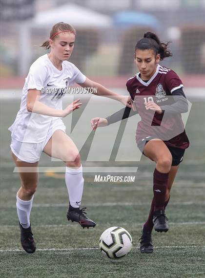 Thumbnail 1 in Claremont vs. Covina photogallery.