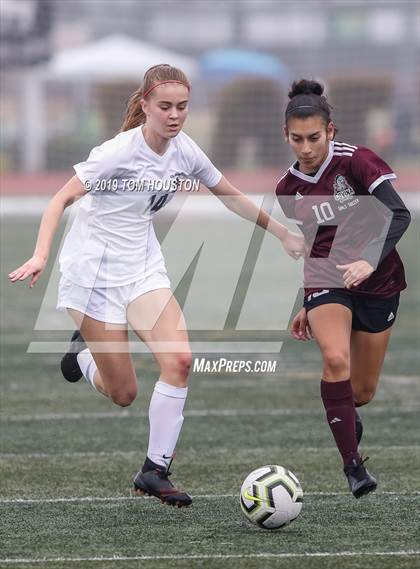 Thumbnail 2 in Claremont vs. Covina photogallery.