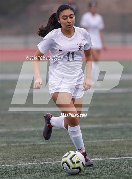 Thumbnail 2 in Claremont vs. Covina photogallery.