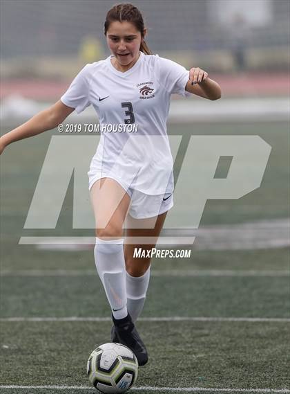 Thumbnail 2 in Claremont vs. Covina photogallery.