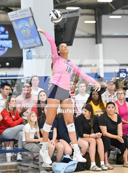 Thumbnail 3 in Casteel vs. Xavier College Prep (Nike TOC Southwest) photogallery.