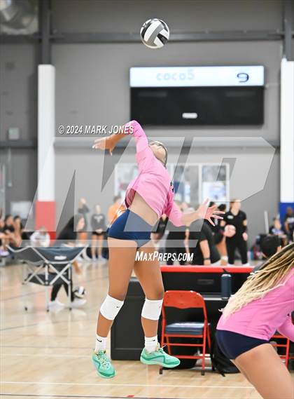 Thumbnail 2 in Casteel vs. Xavier College Prep (Nike TOC Southwest) photogallery.