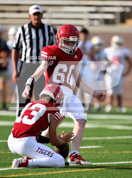 Thumbnail 2 in Sequoyah vs Whitwell (Blue Cross Bowl) photogallery.