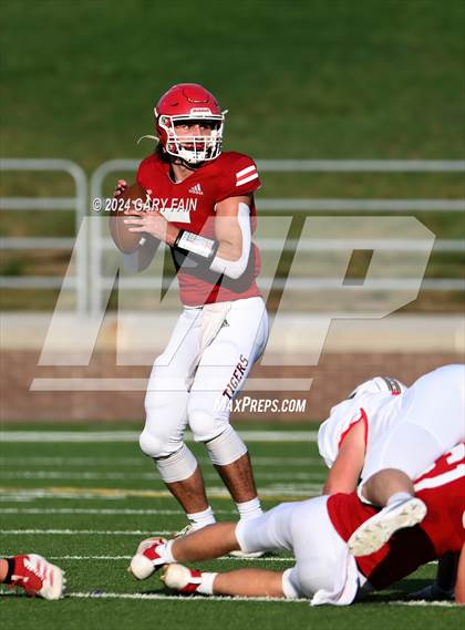 Thumbnail 1 in Sequoyah vs Whitwell (Blue Cross Bowl) photogallery.
