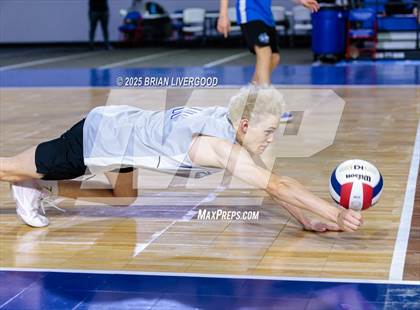 Thumbnail 2 in Grandview vs Legacy (CHSAA 5A Round 3) photogallery.
