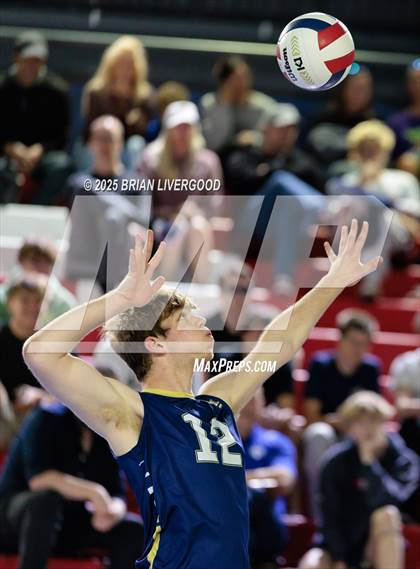 Thumbnail 3 in Grandview vs Legacy (CHSAA 5A Round 3) photogallery.