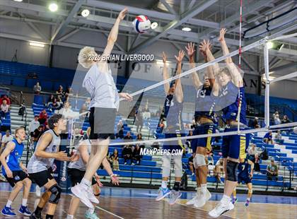 Thumbnail 2 in Grandview vs Legacy (CHSAA 5A Round 3) photogallery.