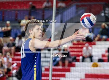 Thumbnail 3 in Grandview vs Legacy (CHSAA 5A Round 3) photogallery.