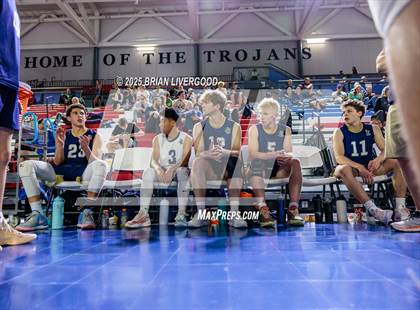 Thumbnail 3 in Grandview vs Legacy (CHSAA 5A Round 3) photogallery.
