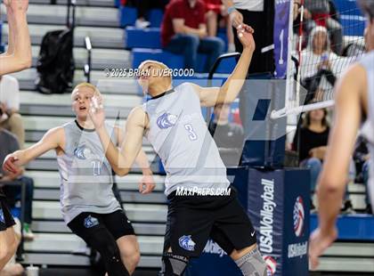 Thumbnail 3 in Grandview vs Legacy (CHSAA 5A Round 3) photogallery.