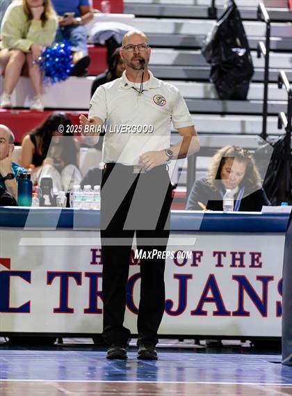 Thumbnail 3 in Grandview vs Legacy (CHSAA 5A Round 3) photogallery.