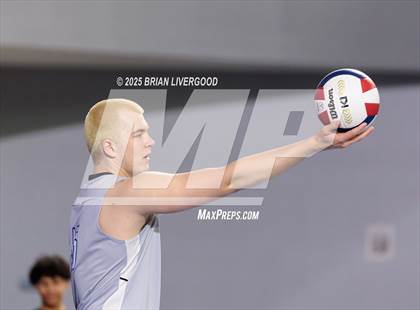 Thumbnail 2 in Grandview vs Legacy (CHSAA 5A Round 3) photogallery.