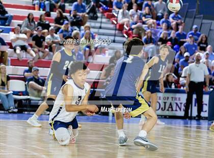 Thumbnail 2 in Grandview vs Legacy (CHSAA 5A Round 3) photogallery.
