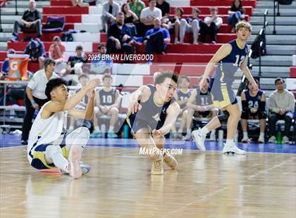 Thumbnail 3 in Grandview vs Legacy (CHSAA 5A Round 3) photogallery.