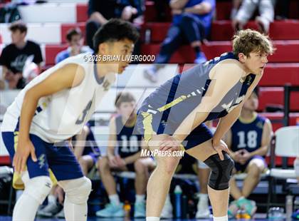Thumbnail 2 in Grandview vs Legacy (CHSAA 5A Round 3) photogallery.