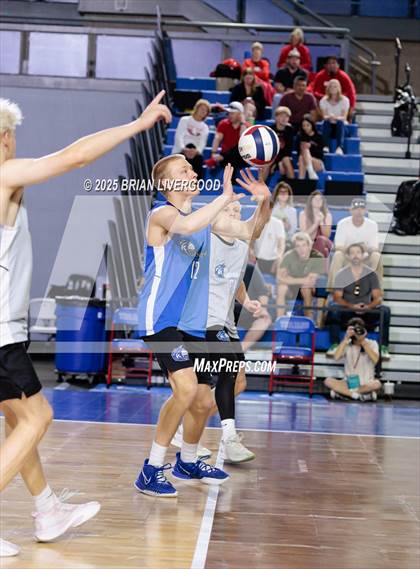 Thumbnail 2 in Grandview vs Legacy (CHSAA 5A Round 3) photogallery.