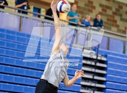 Thumbnail 1 in Grandview vs Legacy (CHSAA 5A Round 3) photogallery.