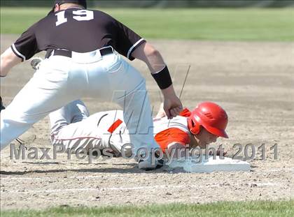 Thumbnail 3 in Conard @ Xavier (CIAC Class LL 1st Round) photogallery.