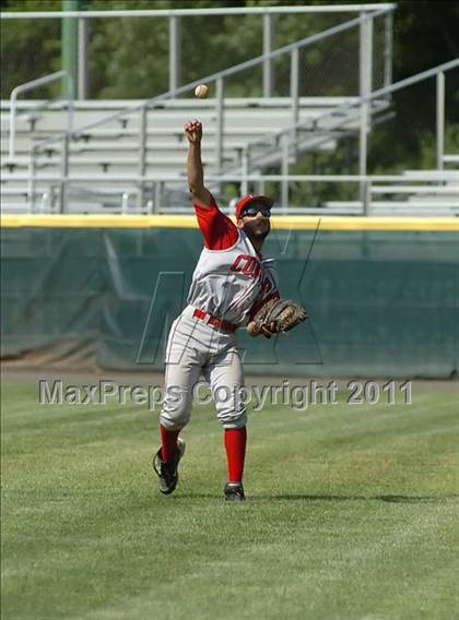 Thumbnail 3 in Conard @ Xavier (CIAC Class LL 1st Round) photogallery.