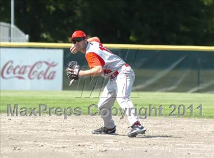 Thumbnail 2 in Conard @ Xavier (CIAC Class LL 1st Round) photogallery.