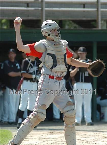 Thumbnail 2 in Conard @ Xavier (CIAC Class LL 1st Round) photogallery.