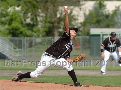 Thumbnail 3 in Conard @ Xavier (CIAC Class LL 1st Round) photogallery.