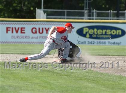 Thumbnail 3 in Conard @ Xavier (CIAC Class LL 1st Round) photogallery.
