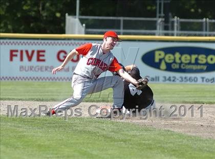 Thumbnail 2 in Conard @ Xavier (CIAC Class LL 1st Round) photogallery.