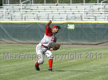 Thumbnail 2 in Conard @ Xavier (CIAC Class LL 1st Round) photogallery.