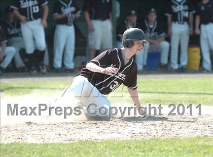 Thumbnail 2 in Conard @ Xavier (CIAC Class LL 1st Round) photogallery.