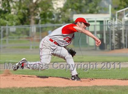 Thumbnail 2 in Conard @ Xavier (CIAC Class LL 1st Round) photogallery.