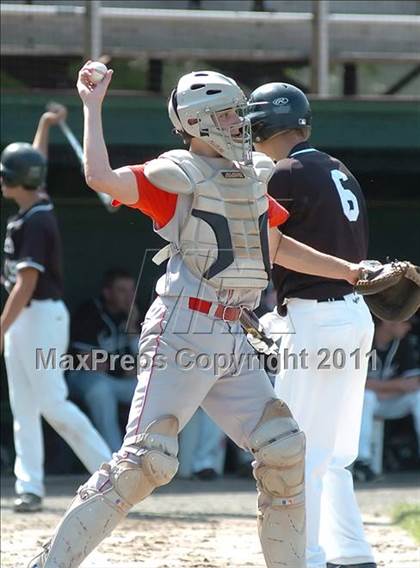 Thumbnail 1 in Conard @ Xavier (CIAC Class LL 1st Round) photogallery.