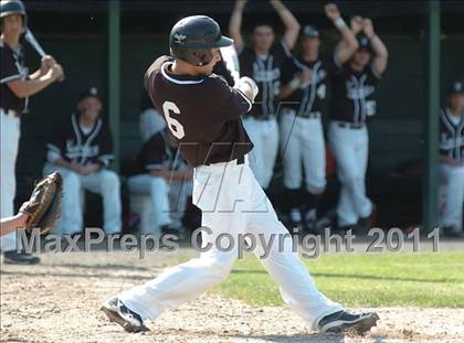 Thumbnail 3 in Conard @ Xavier (CIAC Class LL 1st Round) photogallery.