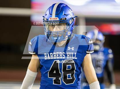 Thumbnail 2 in Waltrip @ Barbers Hill (UIL 5A D1 Football BiDistrict) photogallery.