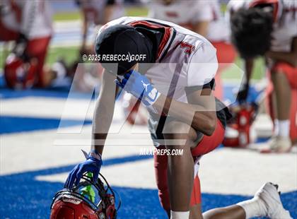 Thumbnail 1 in Waltrip @ Barbers Hill (UIL 5A D1 Football BiDistrict) photogallery.