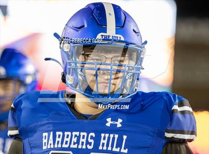 Thumbnail 1 in Waltrip @ Barbers Hill (UIL 5A D1 Football BiDistrict) photogallery.
