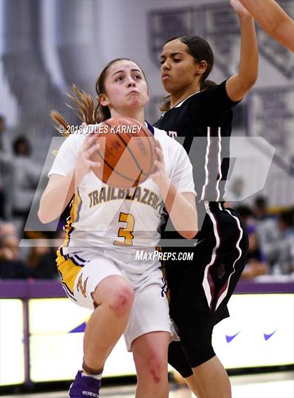 Thumbnail 3 in Desert Oasis vs Durango photogallery.