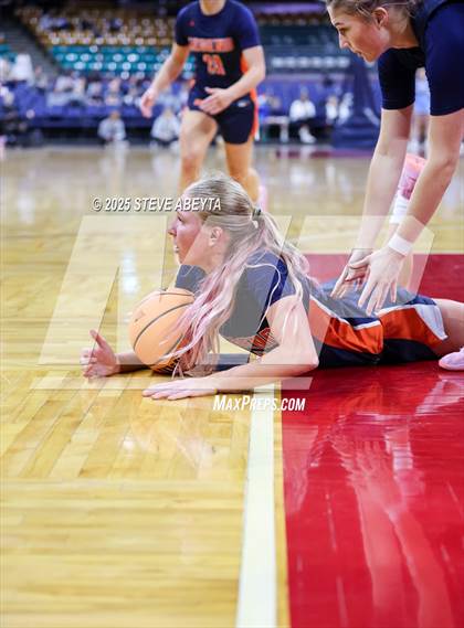 Thumbnail 2 in Legend @ Valor Christian (CHSAA 6A Great 8) photogallery.