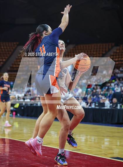 Thumbnail 3 in Legend @ Valor Christian (CHSAA 6A Great 8) photogallery.