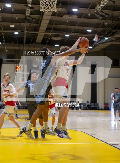 Thumbnail 3 in Temecula Prep vs. Linfield Christian (Rancho Christian Eagles Showcase) photogallery.