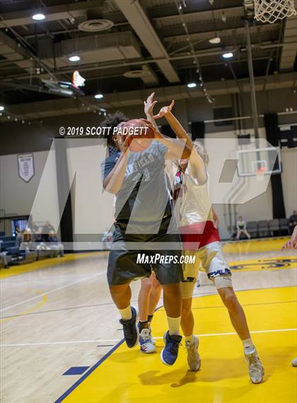 Thumbnail 3 in Temecula Prep vs. Linfield Christian (Rancho Christian Eagles Showcase) photogallery.