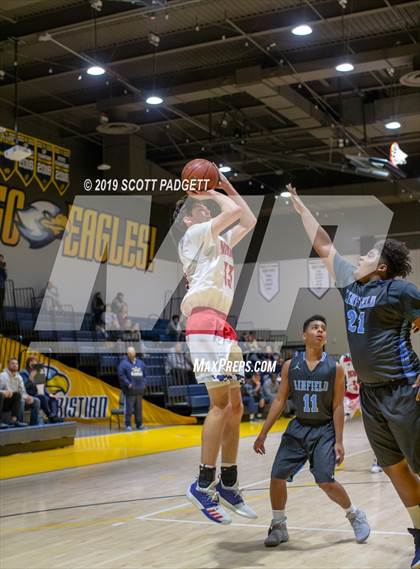 Thumbnail 3 in Temecula Prep vs. Linfield Christian (Rancho Christian Eagles Showcase) photogallery.