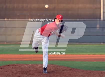 Thumbnail 3 in Paetow vs Katy photogallery.