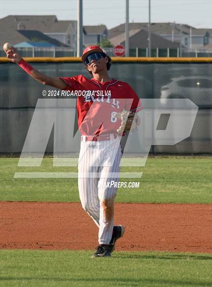 Thumbnail 3 in Paetow vs Katy photogallery.