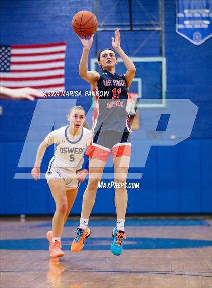 Thumbnail 1 in Oswego vs East Syracuse - Minoa (NYSPHSAA Section 3 AA First Round) photogallery.