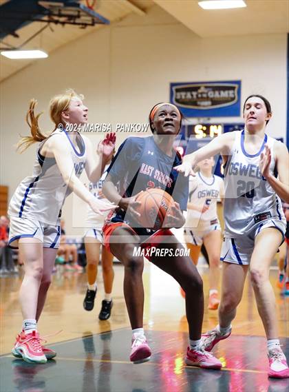 Thumbnail 1 in Oswego vs East Syracuse - Minoa (NYSPHSAA Section 3 AA First Round) photogallery.