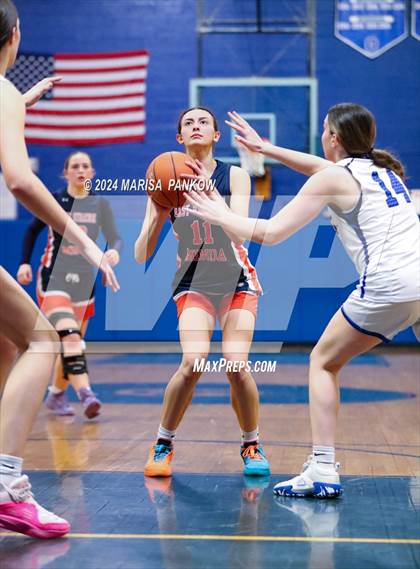 Thumbnail 3 in Oswego vs East Syracuse - Minoa (NYSPHSAA Section 3 AA First Round) photogallery.