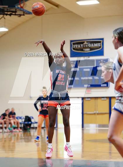 Thumbnail 2 in Oswego vs East Syracuse - Minoa (NYSPHSAA Section 3 AA First Round) photogallery.