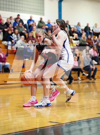 Thumbnail 2 in Oswego vs East Syracuse - Minoa (NYSPHSAA Section 3 AA First Round) photogallery.