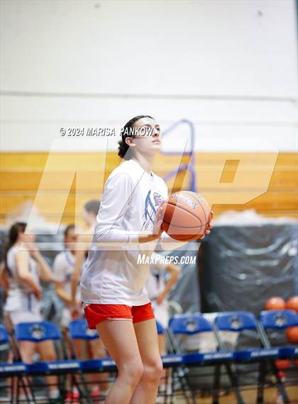 Thumbnail 1 in Oswego vs East Syracuse - Minoa (NYSPHSAA Section 3 AA First Round) photogallery.